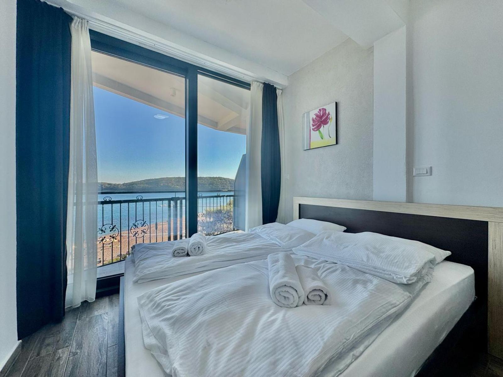 Beachfront Hotel Palma - Jaz بودفا المظهر الخارجي الصورة