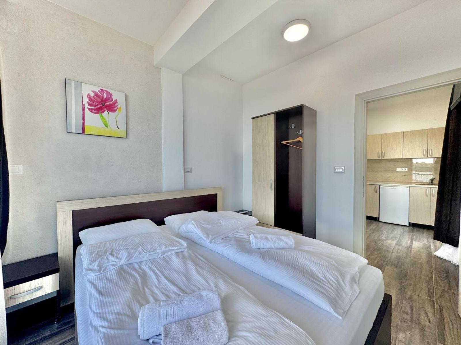 Beachfront Hotel Palma - Jaz بودفا المظهر الخارجي الصورة